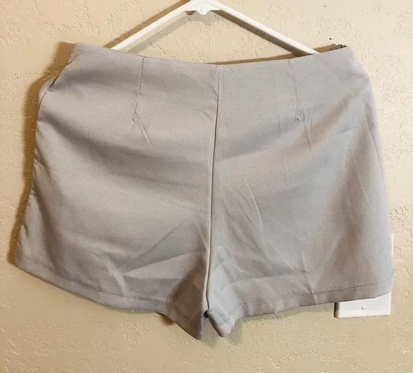 Shorts Size M - Image 7
