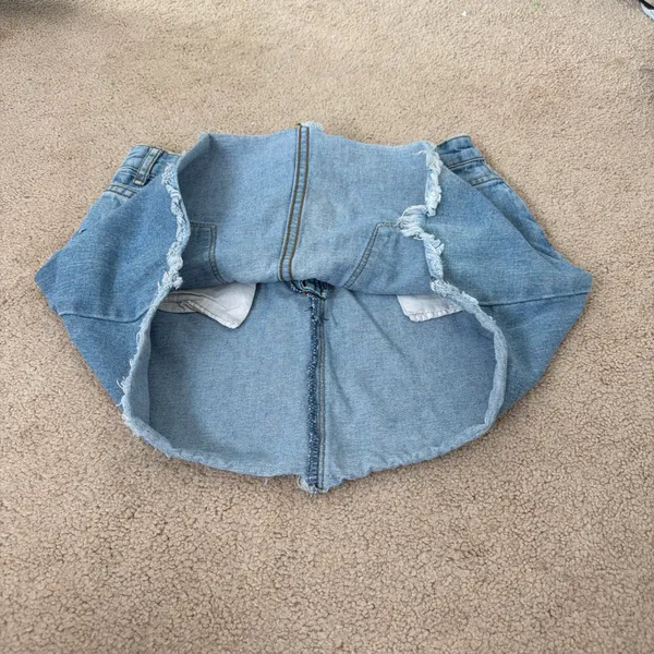 Forever 21 denim skirt - Image 3