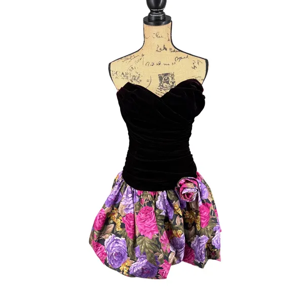 Vtg Strapless Mini Dress 8 Black Floral 80s‎ Velvet Bubble Skirt Prom Homecoming - Image 2