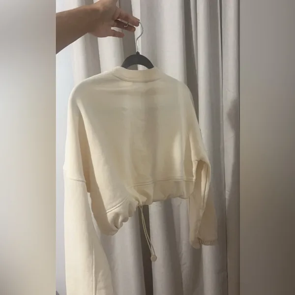 cream crop sweater - Image 3