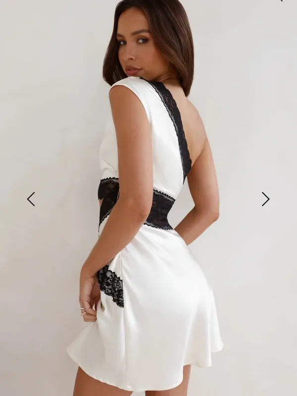 Hello Molly White One-Shoulder Mini Dress with Black Lace - Image 2