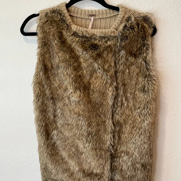 Poof Faux Fur Vest - Image 2