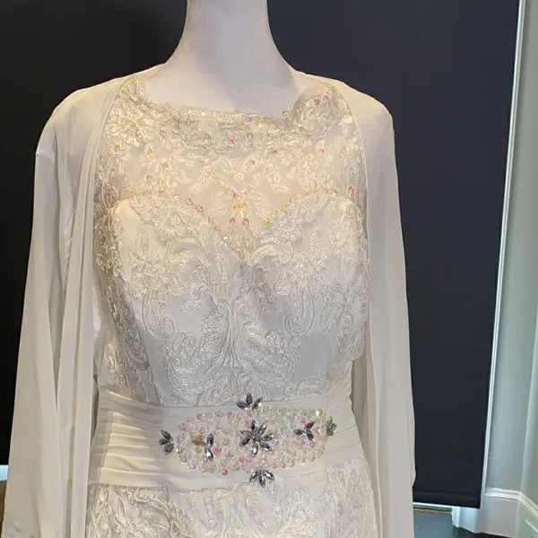 Women’s Ivory Dress & Matching Chiffon Jacket with beautiful detail Size L**READ - Image 2