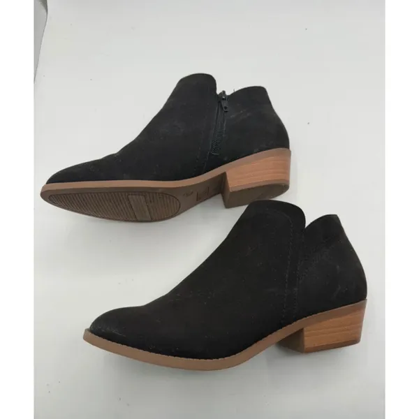 Time and Tru Booties Faux Suede Ankle Boots Memory Foam Womens 8.5W Black Casual - Image 2