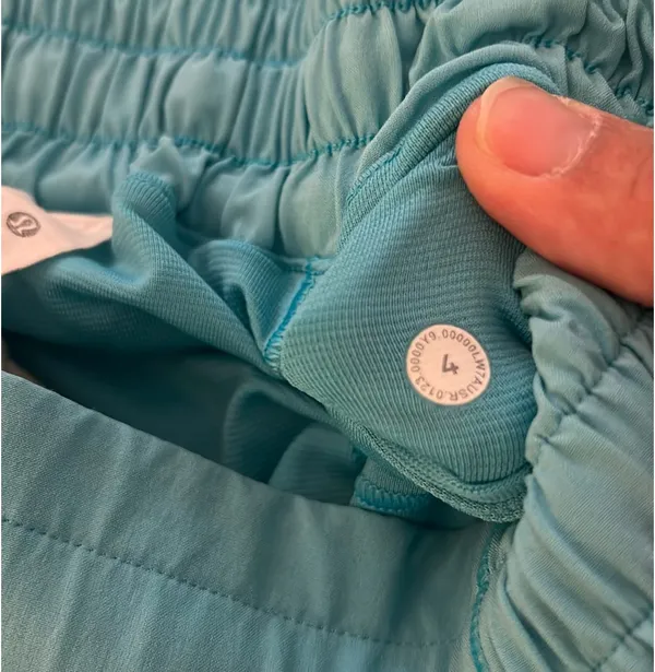 Lululemon Shorts Hotty Hot 2.5" aqua size 4  - Image 5