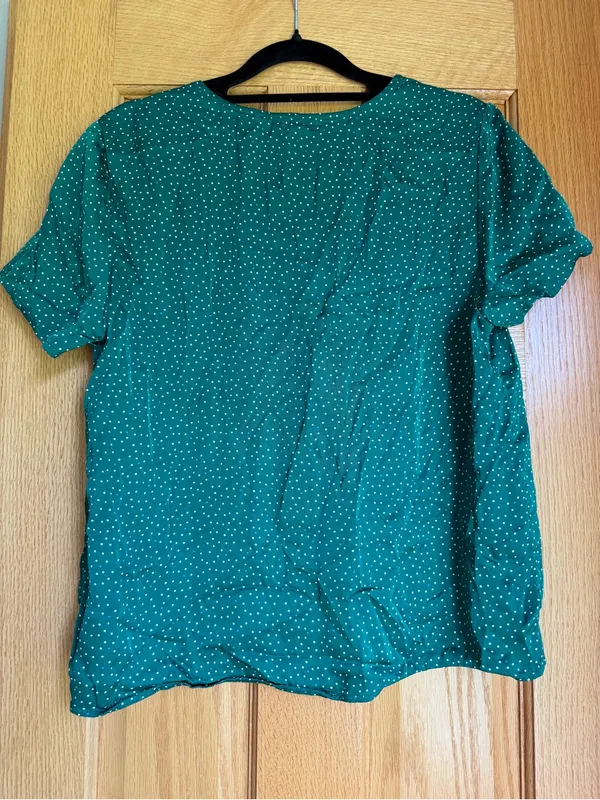 Aerie Emerald Green Polka Dot Satin Tie-Front Blouse Short Sleeve Medium - Image 5