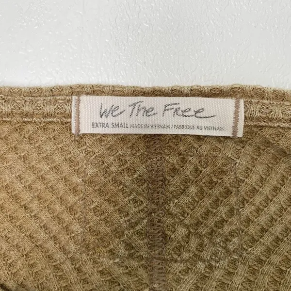 We The Free Free People XS Brown Waffle Knit Oversized V Neck Thermal Top - Image 4