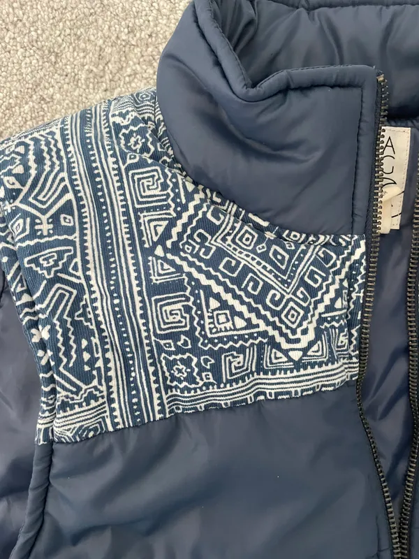 Billabong Sleeveless Puffer Vest - Image 3