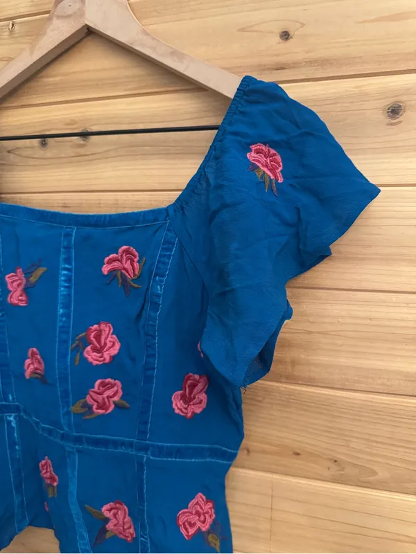 Moulinette Soeurs Anthropologie Size 2 Embroidered Floral Crop Top - Image 3