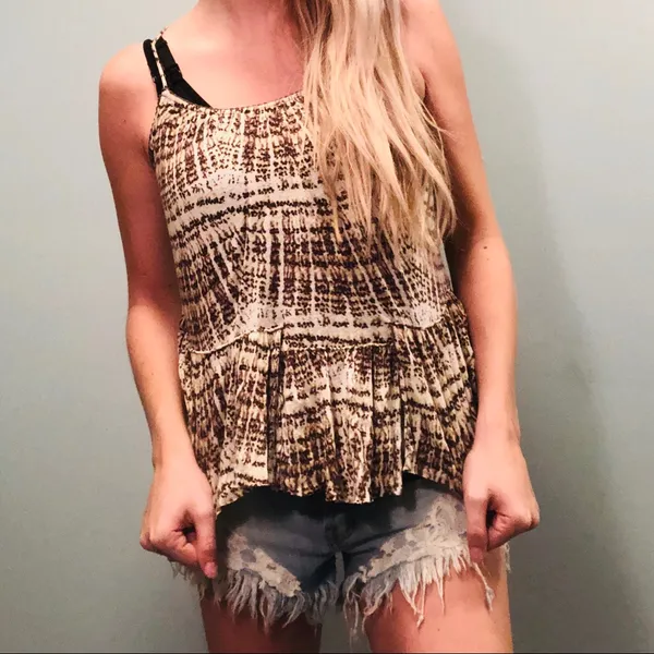 Free People flowy tank top size small! - Image 2