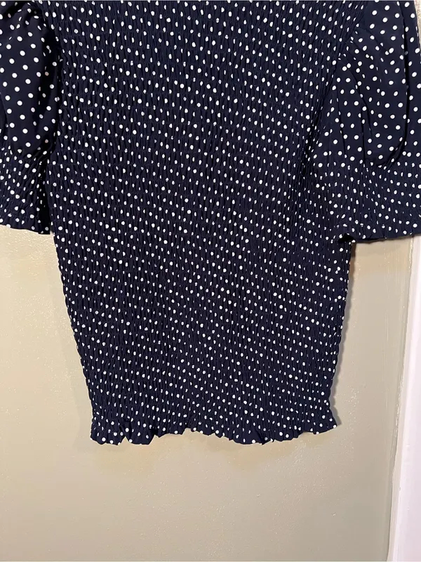 Time and Tru Women’s Size XS 0-2 Smocked Top Short Puff Sleeves Navy Blue White - Image 5