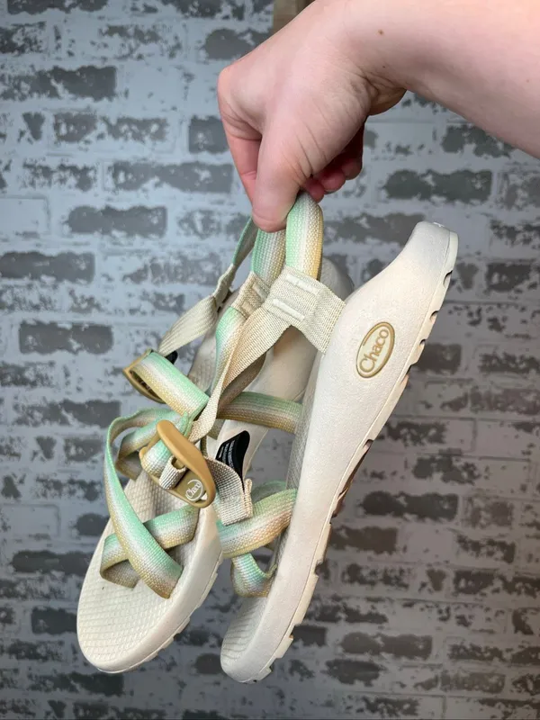 Chaco | women cream rubber sol strappy sandals - Image 5
