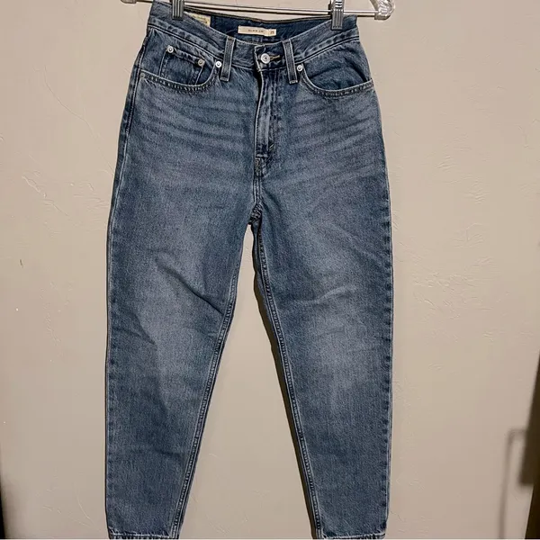 Levi’s Premium‎ 80’s Mom Jean High Rise Denim Jeans - Image 5