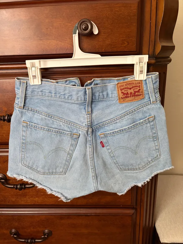 Levi’s 501 denim shorts - Image 2
