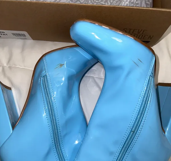 Steve Madden Lyden Blu Pat Booties - Image 6