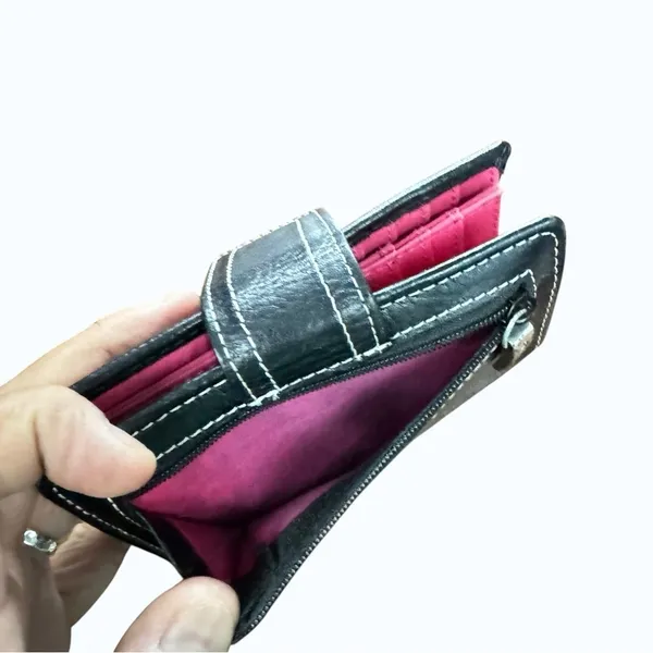 Fossil Black Leather Wallet Pink Interior Bifold Snap Tab Zip Pocket - Image 8