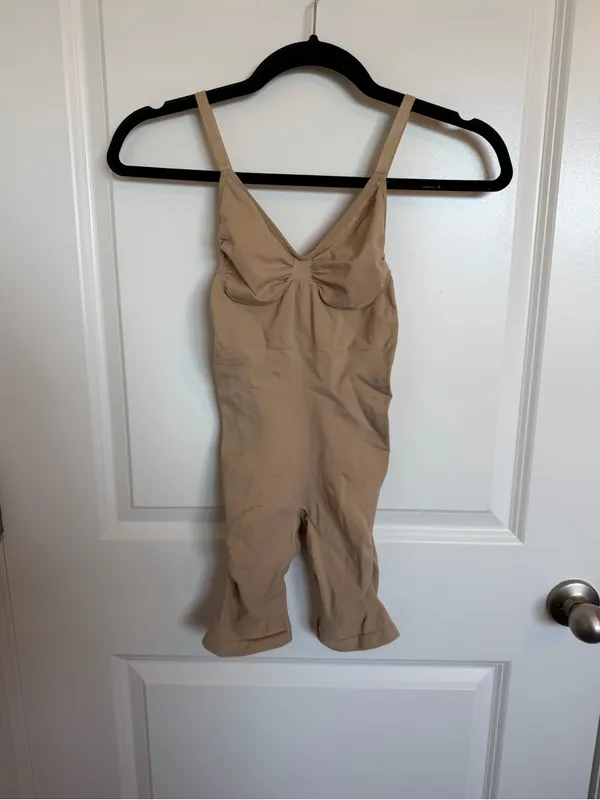 SKIMS Seamless Sculpt Mid Thigh Bodysuit L-XL - Image 2