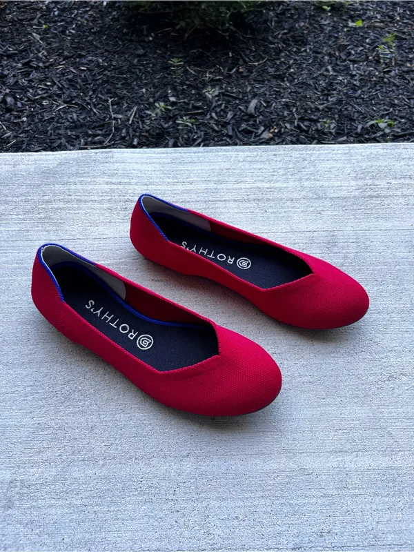 Rothy's Red Knit Woman’s Slip-On Round Toe Ballet Flats Size W8.5 - Image 3