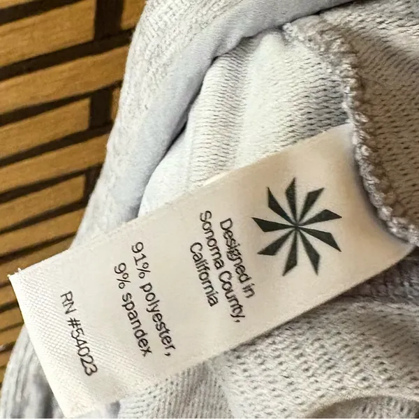 Athleta Gray Skirt‎ Size Medium - Image 6