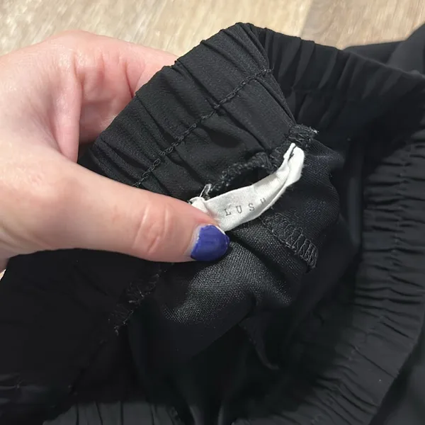 Lush size small super comfy elastic waist band shorts with lace on the bottom - Image 3