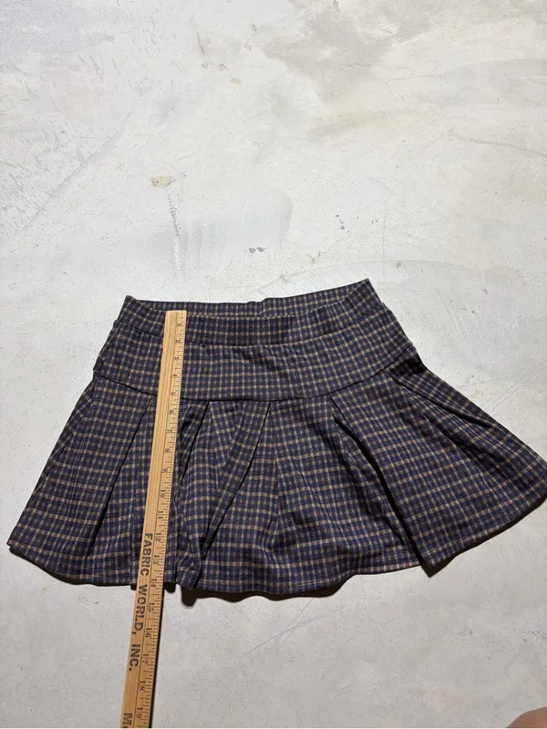 American Eagle Plaid Pleated Mini skort medium - Image 6