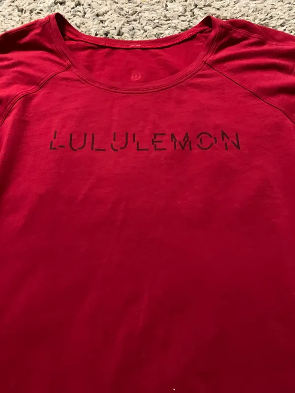 Lululemon Lunar New Year Red Long Sleeve Size 8 - Image 3