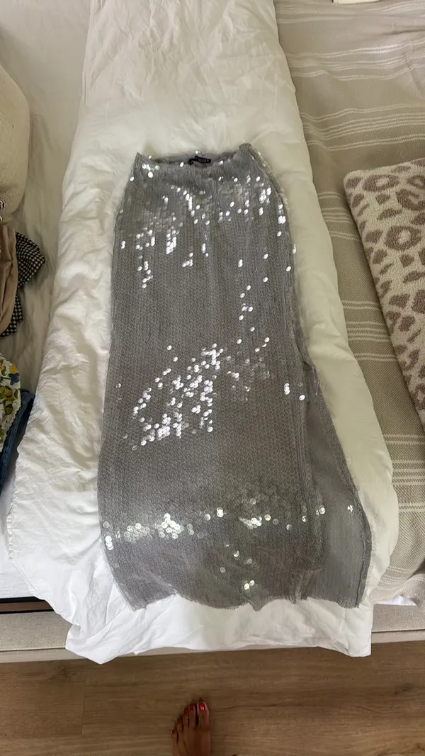 ZARA Sequin Skirt Midi - Image 2
