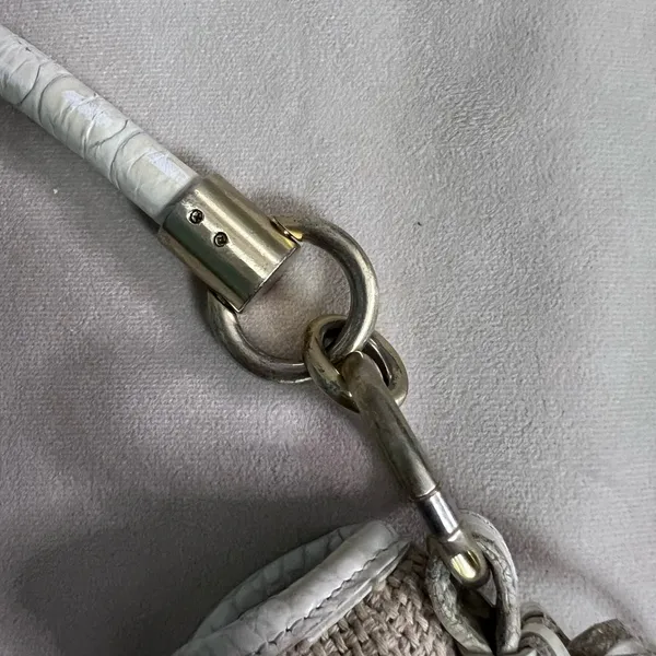 🤍 Brahmin Croc Embossed Leather & Woven Shoulder Bag Ivory 🤍✨ - Image 4