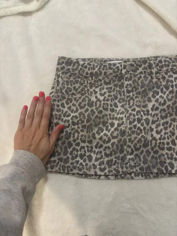 Leopard Mini Denim Skirt Gray Size 23 - Image 3
