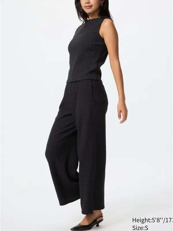 Uniqlo Shirring Boat Neck Sleeveless T-Shirt NWT Black Small - Image 2