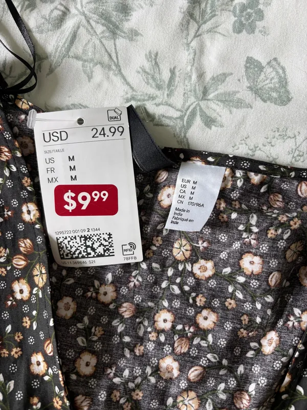 H&M Black Floral Dress - Image 3