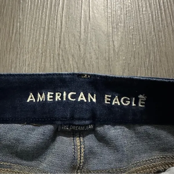 American Eagle Dark Wash Mid Rise Curvy Jegging Distressed Jeans Size‎ 4 Short - Image 7