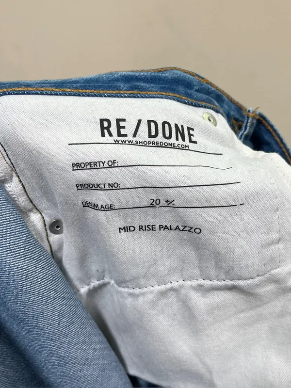 RE/DONE Mid-Rise Wide Leg Jeans in a light wash with raw, distressed hems SZ 23 - Image 8