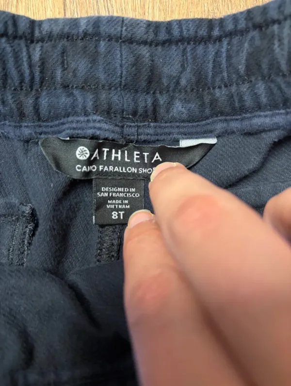Athleta Navy Camo Shorts - Image 3