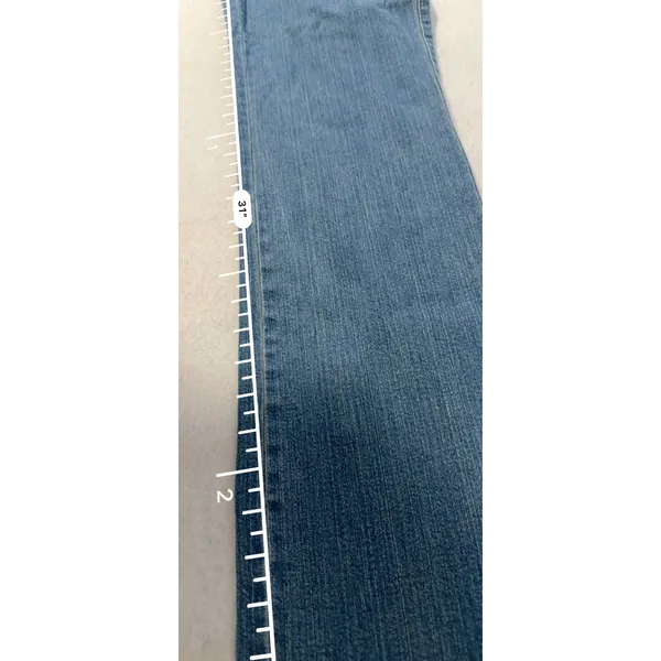 IZOD Womens Straight Leg Jeans Medium Wash Blue Size 2 32 Inseam Stretch Denim - Image 7