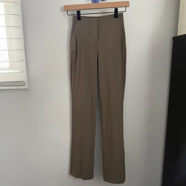 Lululemon 0 Smooth Fit Pull On Flare Nomad Minimal Outdoor Athletic Taupe - Image 3