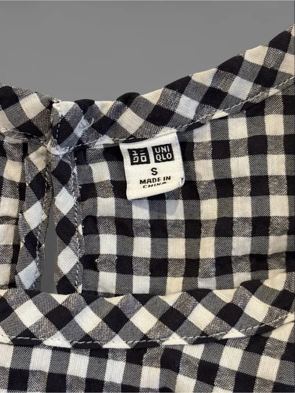 Uniqlo Black White Gingham Checkered Puff Short Sleeve Blouse Top Sz S - Image 2