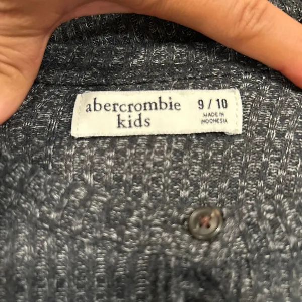 Abercrombie Kids Gray Long Sleeve Henley Sweater Dress Size 9/10 Cozy Knit - Image 3