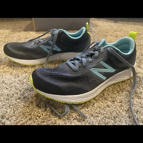 New balance sneakers - Image 2