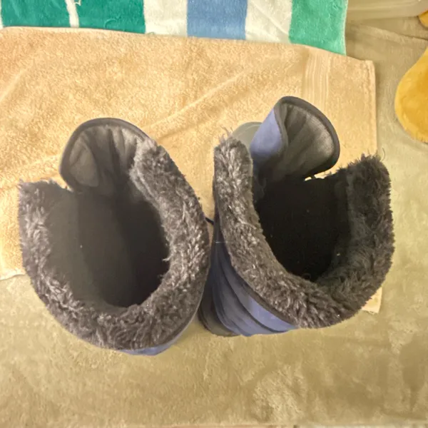 Kamik Winter women Snow Boots size 8 - Image 5