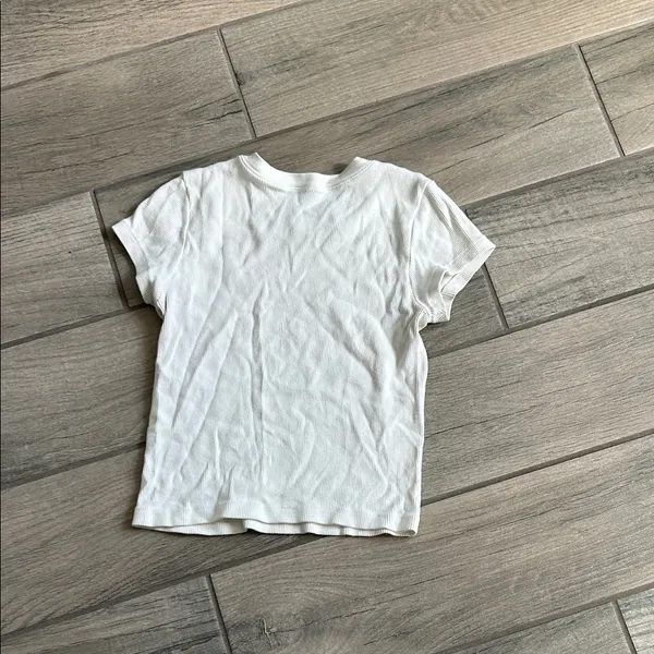 Brandy Melville Cream Ribbed Short Sleeve Tee - Image 5
