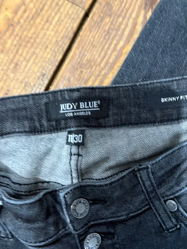 Judy Blue Distressed Jeans - Image 2