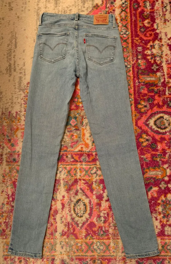 Levi's High Waisted Skinny Jeans - Image 2