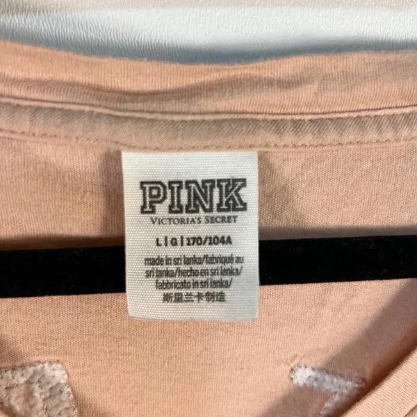 Victoria's Secret PINK V-Neck Pocket T-Shirt Peach Tropical Sequin‎ Back Large - Image 5