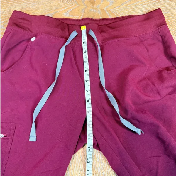 Figs Zamora Jogger Scurb Pants Burgundy PO 1777 Size Medium‎ Petite - Image 9