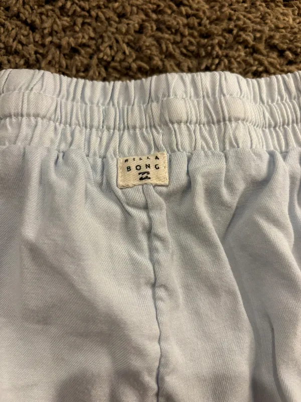 Billabong Shorts - Image 3