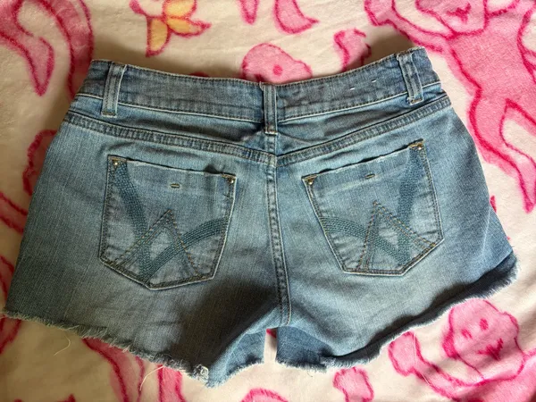 Delia’s Taylor jean shorts - Image 2
