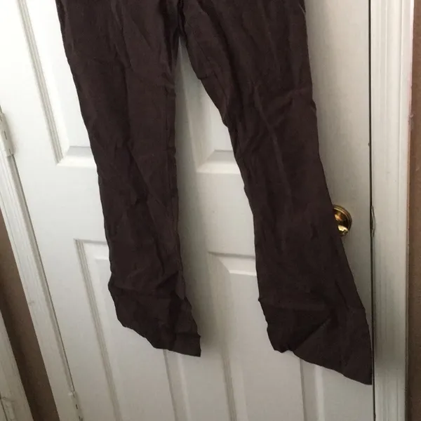 FINAL MARKDOWN Junior express slacks 5/6 - Image 2