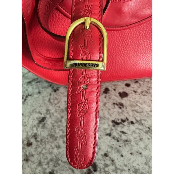 Vintage Burberrys Red Leather Shoulder Bag Crossbody Embossed Logo Crest Rare - Image 4