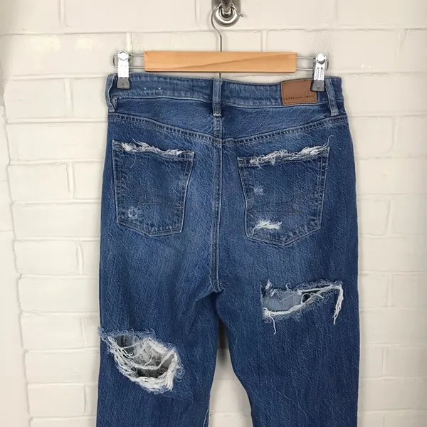 American Eagle High Rise Distressed Mom Jean Size 2 - Image 6